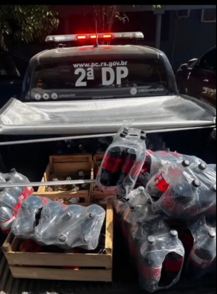 2ª DP recupera freezer e alimentos furtados de depósito